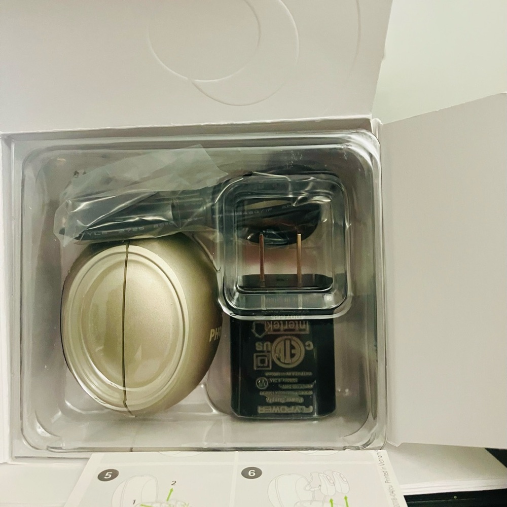 New Phonak Mini Charging Case for Marvel & Paradise Hearing Aids Case Cords ONLY - Picture 3 of 5